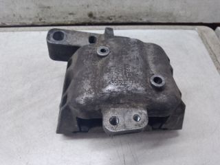 bontott VW GOLF IV Motor Tartó Bak (Fém)