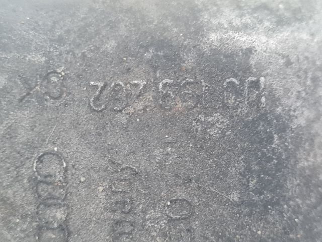 bontott VW GOLF IV Motor Tartó Bak (Fém)