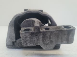 bontott VW GOLF IV Motor Tartó Bak (Fém)