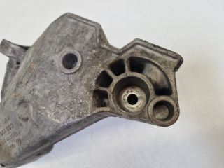 bontott VW GOLF IV Motor Tartó Bak (Fém)