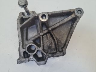 bontott VW GOLF IV Motor Tartó Bak (Fém)