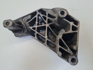 bontott VW GOLF IV Motor Tartó Bak (Fém)