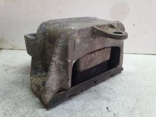 bontott VW GOLF IV Motor Tartó Bak (Fém)