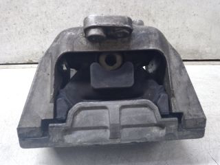 bontott VW GOLF IV Motor Tartó Bak (Fém)