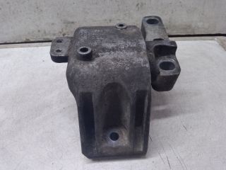 bontott VW GOLF IV Motor Tartó Bak (Fém)