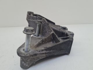 bontott VW GOLF IV Motor Tartó Bak (Fém)