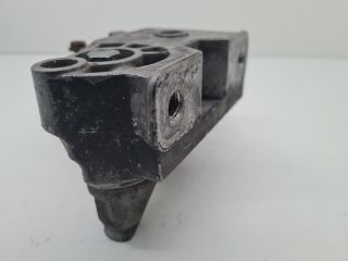 bontott VW GOLF IV Motor Tartó Bak (Fém)