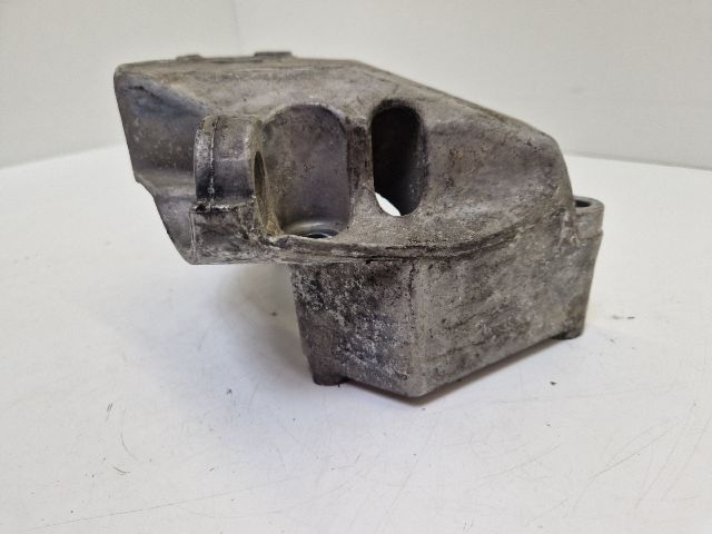 bontott VW GOLF IV Motor Tartó Bak (Fém)