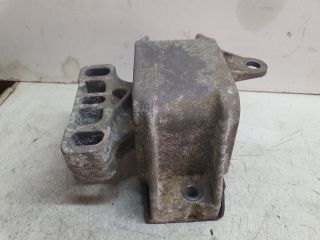 bontott VW GOLF IV Motor Tartó Bak (Fém)