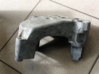 bontott VW GOLF IV Motor Tartó Bak (Pozíciófüggetlen)