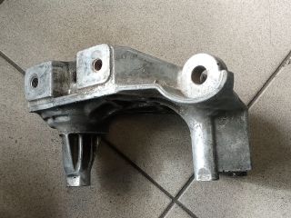 bontott VW GOLF IV Motor Tartó Bak (Pozíciófüggetlen)