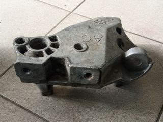 bontott VW GOLF IV Motor Tartó Bak (Pozíciófüggetlen)