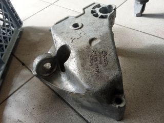 bontott VW GOLF IV Motor Tartó Bak (Pozíciófüggetlen)