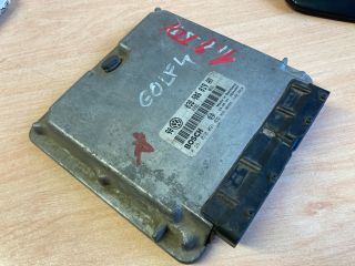 bontott VW GOLF IV Motorvezérlő