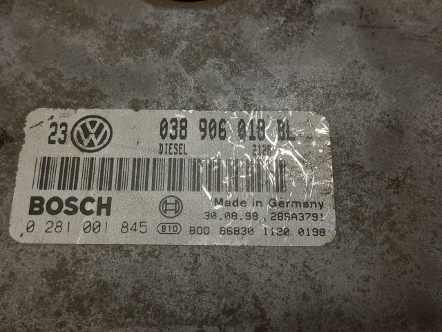 bontott VW GOLF IV Motorvezérlő