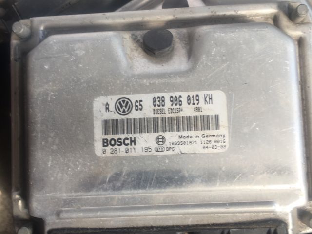 bontott VW GOLF IV Motorvezérlő
