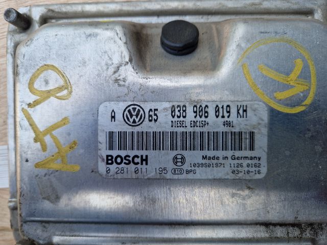 bontott VW GOLF IV Motorvezérlő