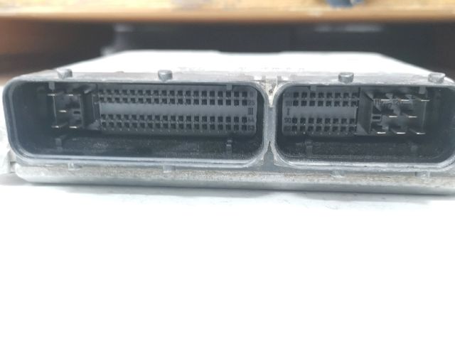 bontott VW GOLF IV Motorvezérlő