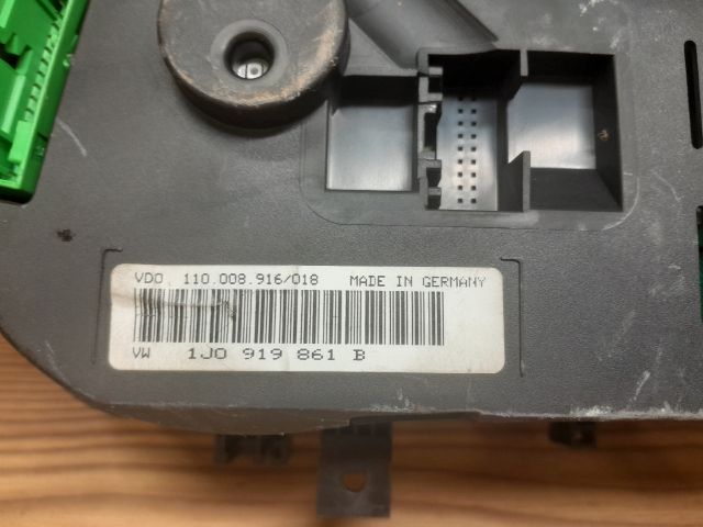 bontott VW GOLF IV Motorvezérlő