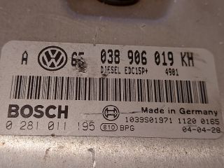 bontott VW GOLF IV Motorvezérlő