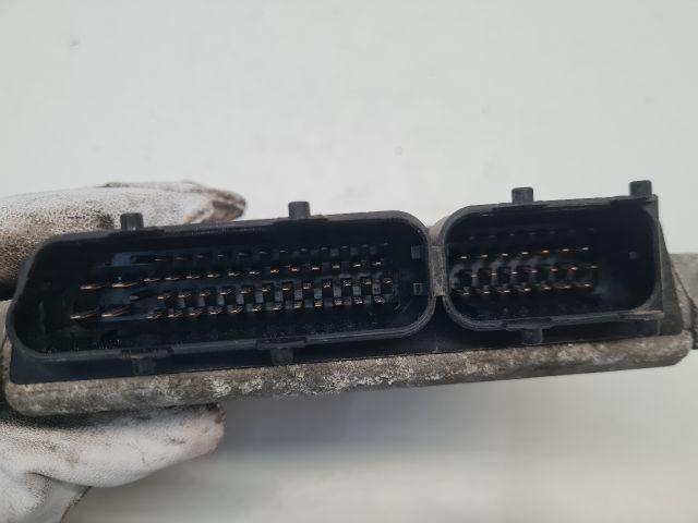 bontott VW GOLF IV Motorvezérlő