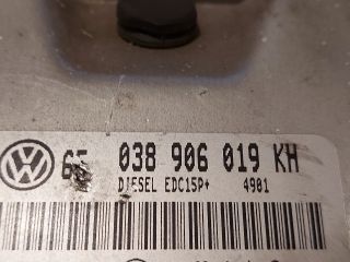bontott VW GOLF IV Motorvezérlő