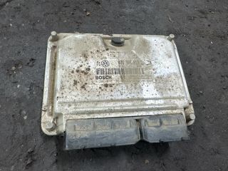 bontott VW GOLF IV Motorvezérlő