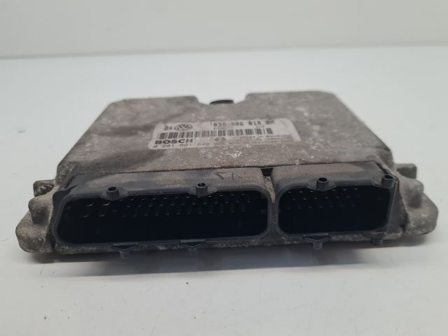 bontott VW GOLF IV Motorvezérlő