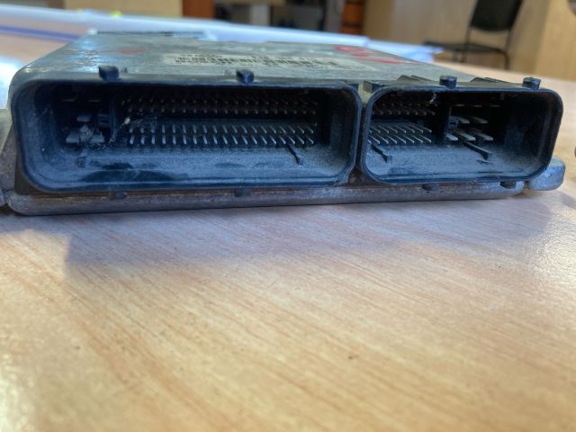 bontott VW GOLF IV Motorvezérlő