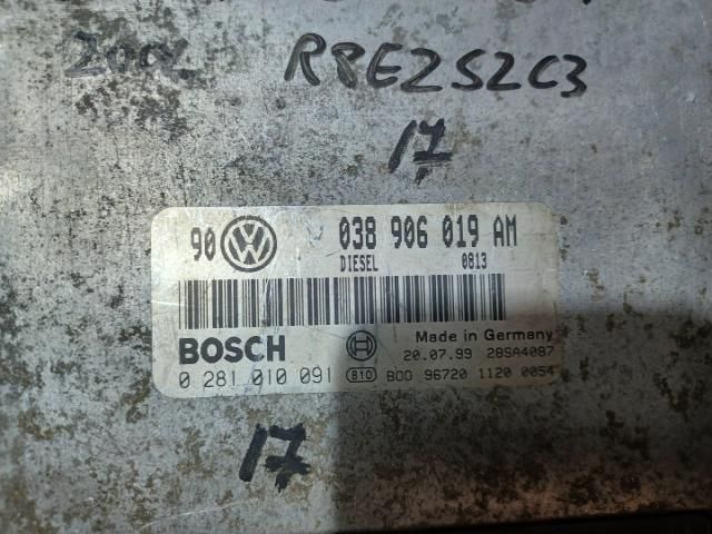 bontott VW GOLF IV Motorvezérlő