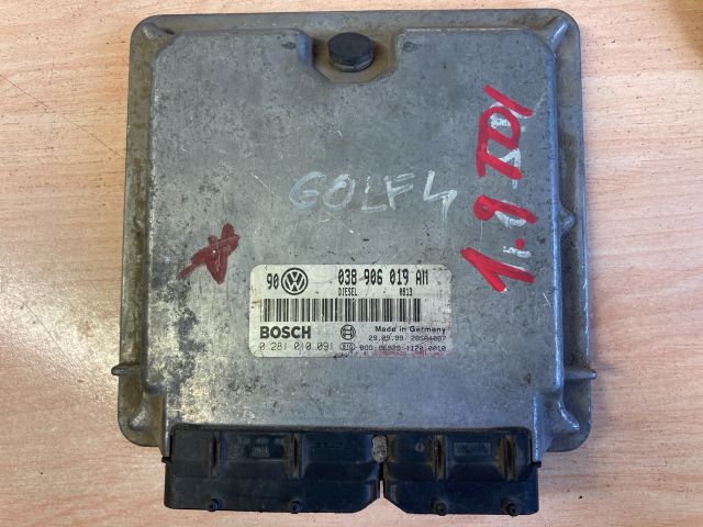 bontott VW GOLF IV Motorvezérlő
