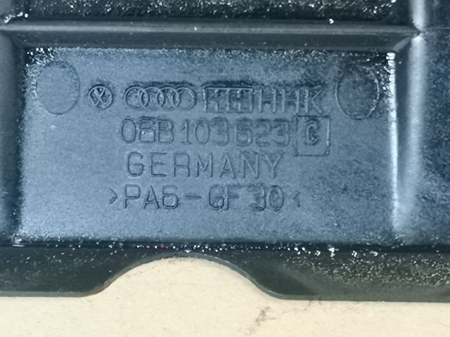 bontott VW GOLF IV Olajteknő