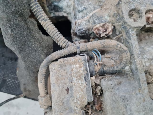 bontott VW GOLF IV Osztómű