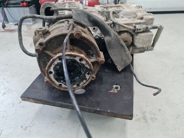 bontott VW GOLF IV Osztómű