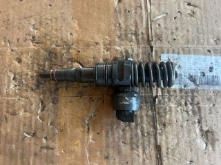 bontott VW GOLF IV Porlasztó (1 db)