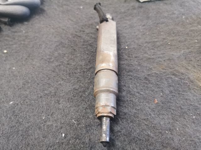 bontott VW GOLF IV Porlasztó (1 db)