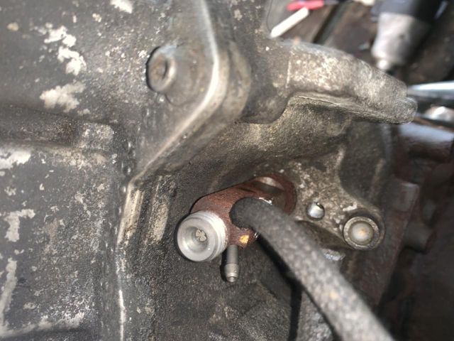 bontott VW GOLF IV Porlasztó (1 db)