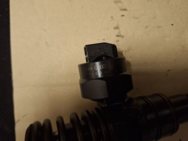 bontott VW GOLF IV Porlasztó (1 db)