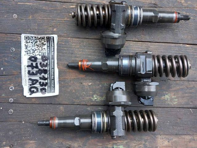 bontott VW GOLF IV Porlasztó (1 db)