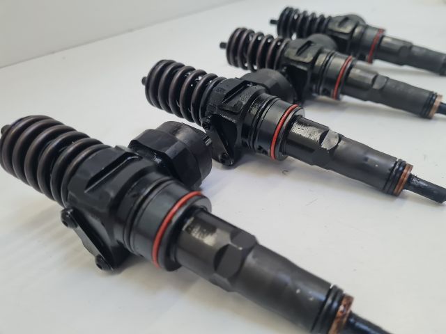 bontott VW GOLF IV Porlasztó Sor / Híd