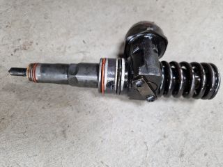 bontott VW GOLF IV Porlasztó Sor / Híd