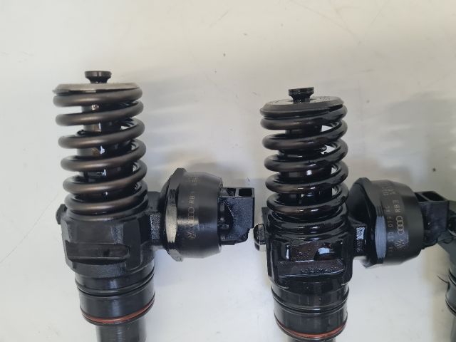 bontott VW GOLF IV Porlasztó Sor / Híd