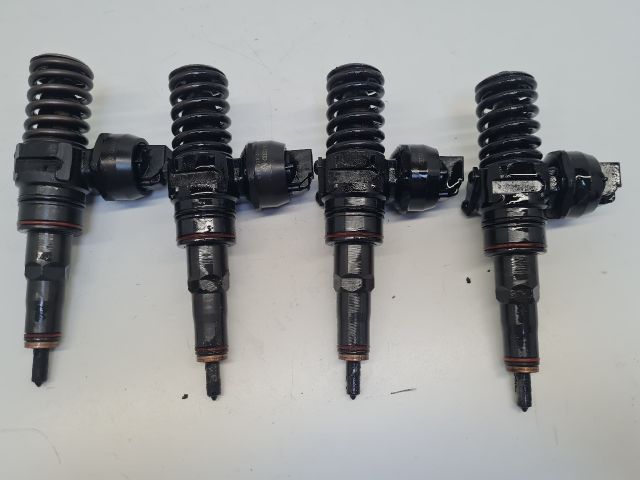 bontott VW GOLF IV Porlasztó Sor / Híd