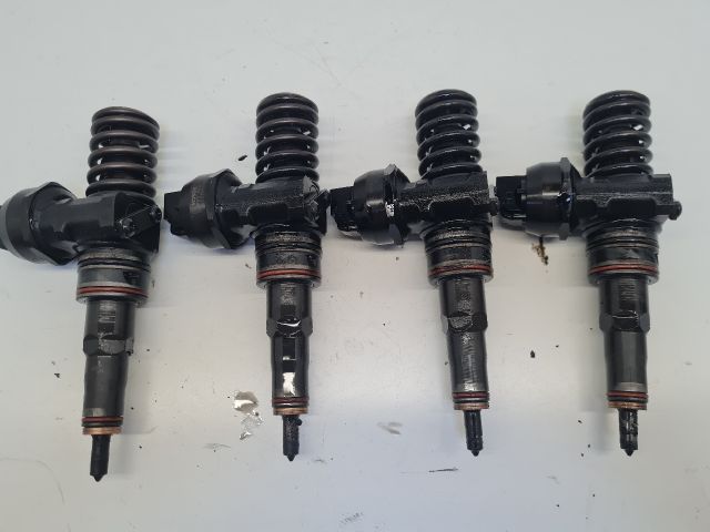 bontott VW GOLF IV Porlasztó Sor / Híd