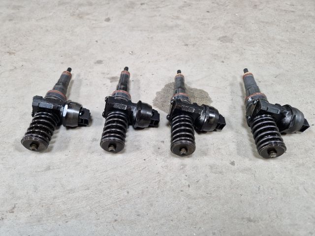 bontott VW GOLF IV Porlasztó Sor / Híd