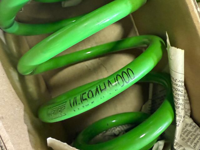 bontott VW GOLF IV Rugó Szett