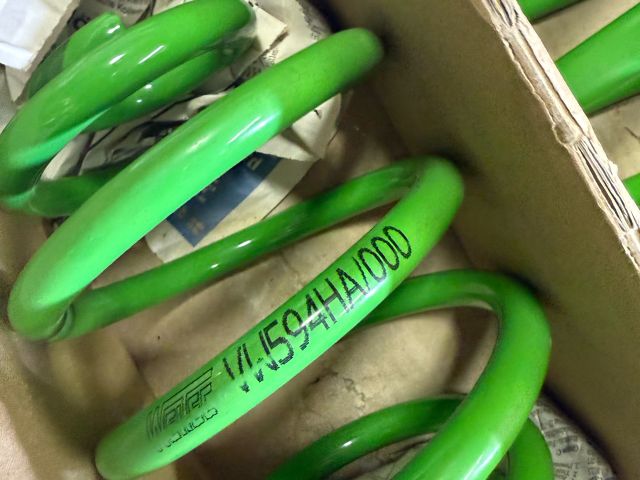 bontott VW GOLF IV Rugó Szett