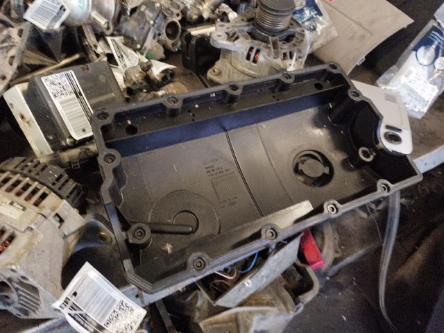 bontott VW GOLF IV Szelepfedél