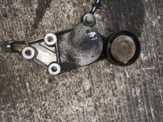 bontott VW GOLF IV Szíjfeszítő Görgő