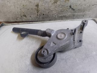 bontott VW GOLF IV Szíjfeszítő Görgő